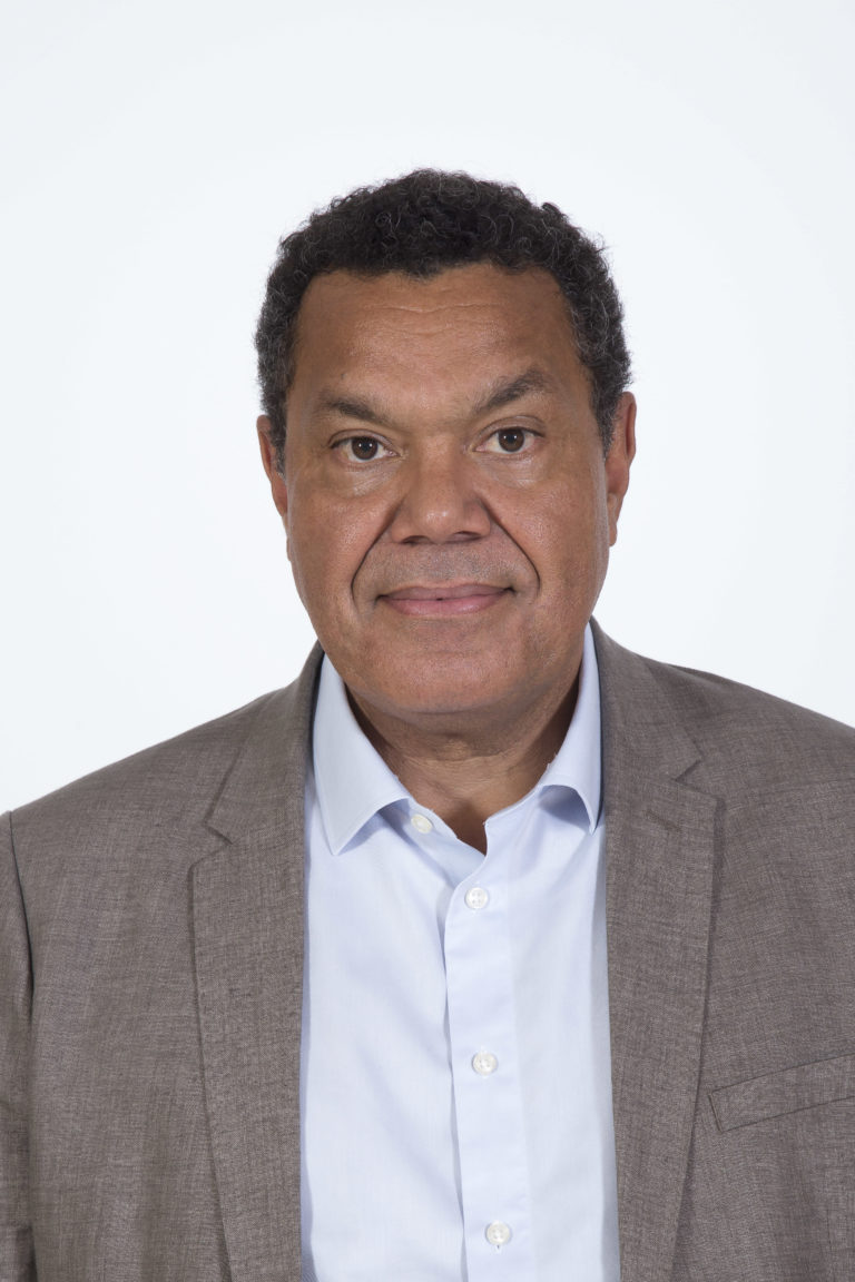 🎧Rencontre avec Emmanuel Kasarhérou co-commissaire « 20 ans » musée du Quai Branly Jacques Chirac*