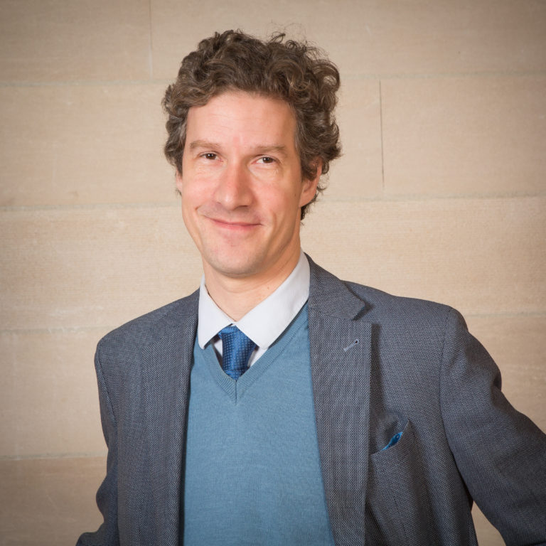 Cyrille Sciama, co-commissaire James Tissot musée d&rsquo;Orsay, directeur musée Impressionnismes : « La possible réouverture des établissements culturels passe par la nécessaire réappropriation du public et le rôle joué par le musée comme garant d’honnêteté et de transparence ».