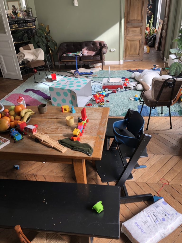 Lucien Murat, artiste :  «Nous avons les héros, ou plutôt les antihéros que nous méritons, pétris d’inconstance et de pulsions ; eux seuls peuvent être les décodeurs du chaos de notre monde»