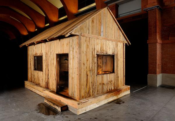 Annabelle Ténèze -les Abattoirs, du « Refuge » au confinement par Stéphane Thidet