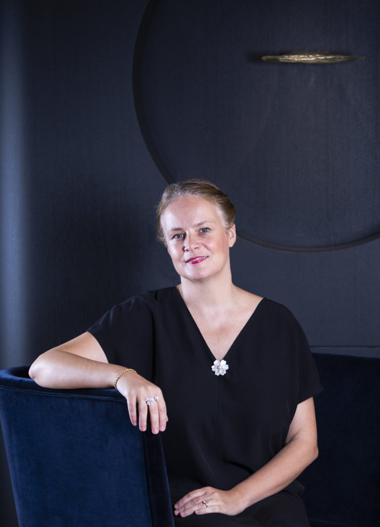 Van Cleef & Arpels/ le Museum : rencontre Lise Macdonald, des convulsions de la terre à la main de l&rsquo;homme