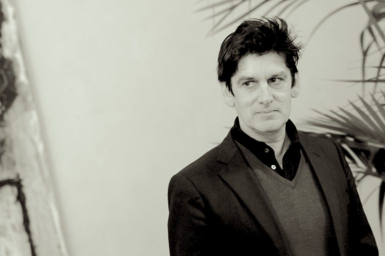 Jean-Marc Prevost, Tarik Kiswanson l&rsquo;exposition fantôme au Carré d’Art 🎧