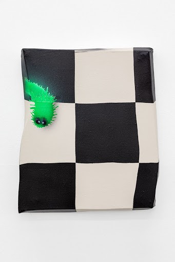 Visite d&rsquo;atelier, Félise de Conflans : « All I do is Alchemy. I turn ugly things into high energy. It’s in my blood, it’s in my veins. The formula changes all the time (..) » The Mirror (extrait)