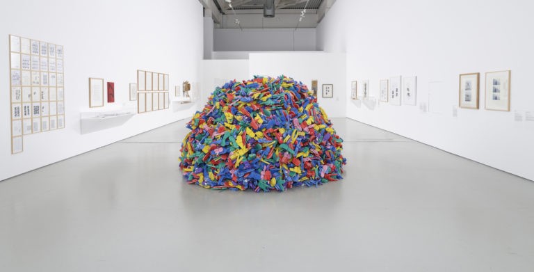 Aurélie Voltz, 2021 « Une erreur d’interprétation de nos institutions culturelles qui signe un mépris général à l’égard de la culture, de ses acteurs et de ses usagers par une société uniquement guidée par le profit »