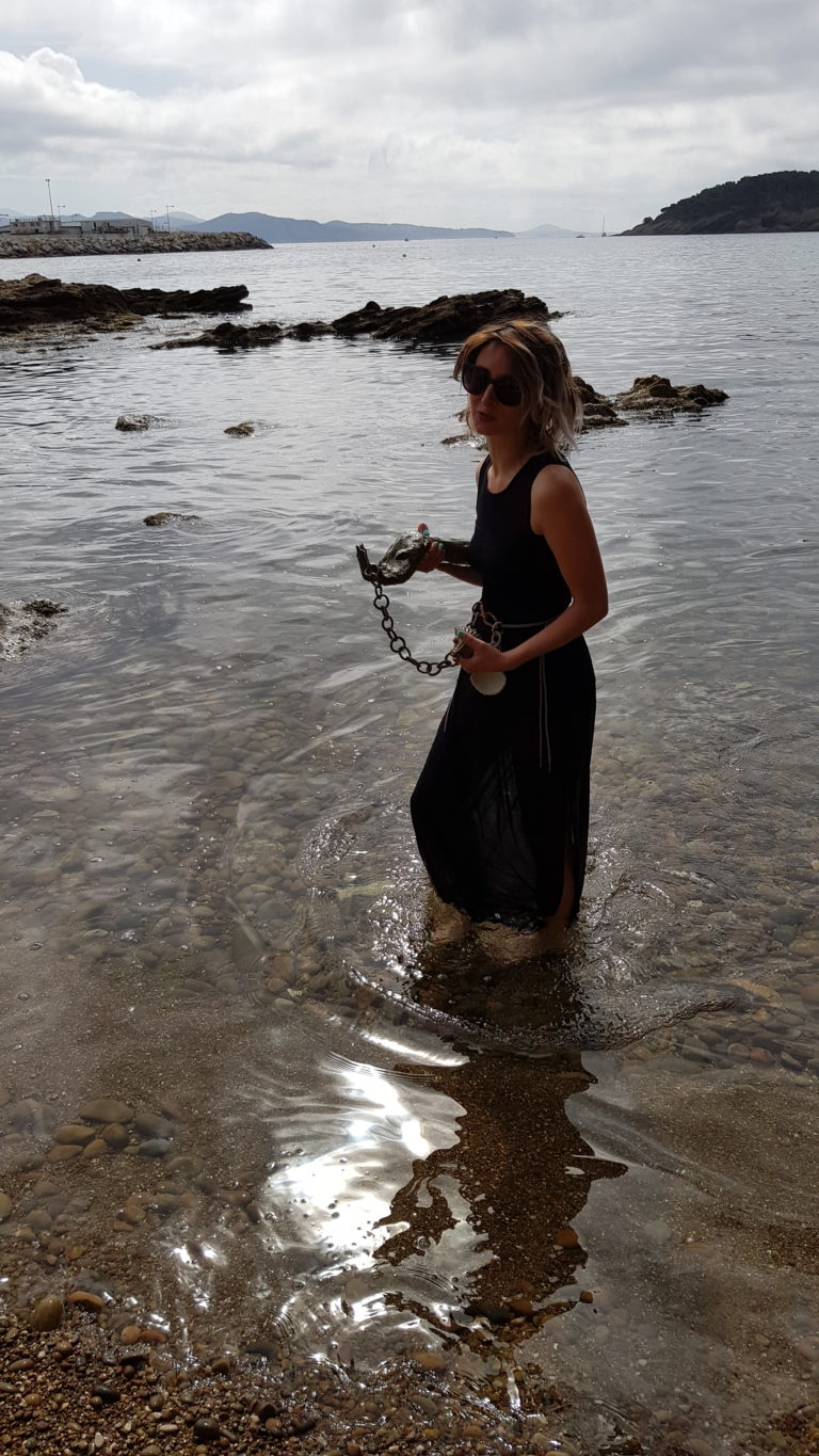 Interview Juliette Feck, PAC 2021, Le Mugel : « C’est intense Marseille, ça griffe, ça mord, ça embrasse, c’est beau !… » 🎧