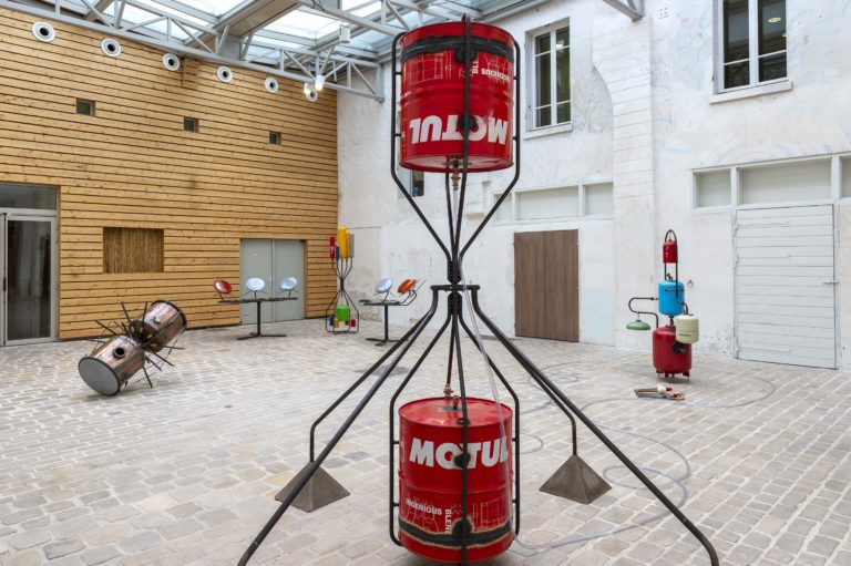 François Dufeil à La Graineterie (78) : des « sculptures-outils » autonomes et émancipées 🎧