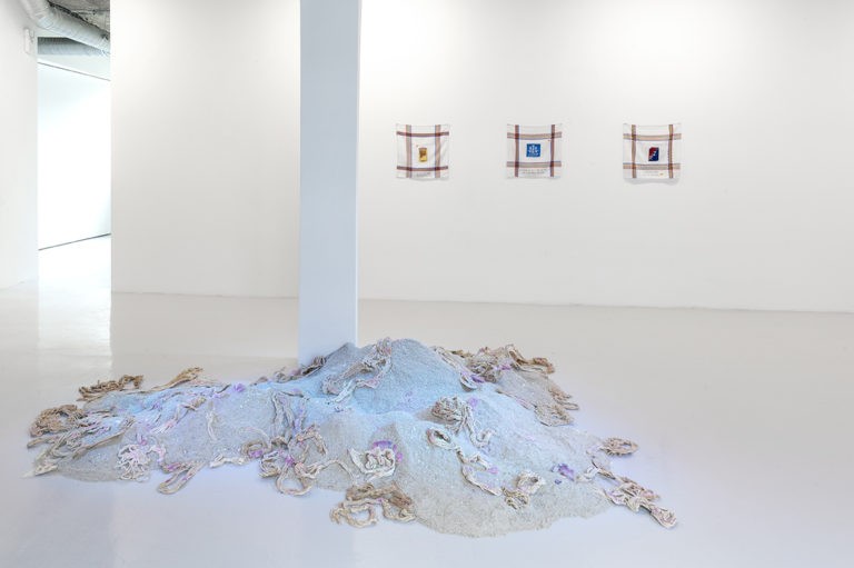 Mégane Brauer : UNI·E·S PAR LE FEU aux Magasins Généraux, Mordre et Tenir à Air de Paris, Interview