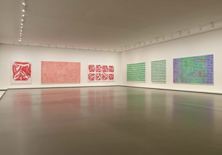 Fondation Louis Vuitton : Simon Hantaï comme vous ne l’avez jamais vu ! et fugues chromatiques