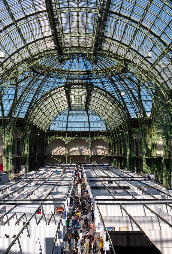Art Paris 2025 : thématiques et commissaires invités, le retour au Grand Palais !