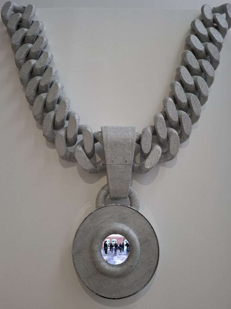 Interview Andrea Ponsini, directeur artistique 68ème Salon de Montrouge 🎧