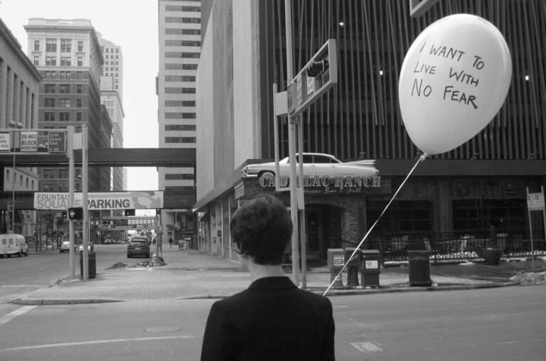 L’Invention du quotidien au Capc par Sandra Patron entre stratégies de résistance, utopies concrètes et dérives poétiques 