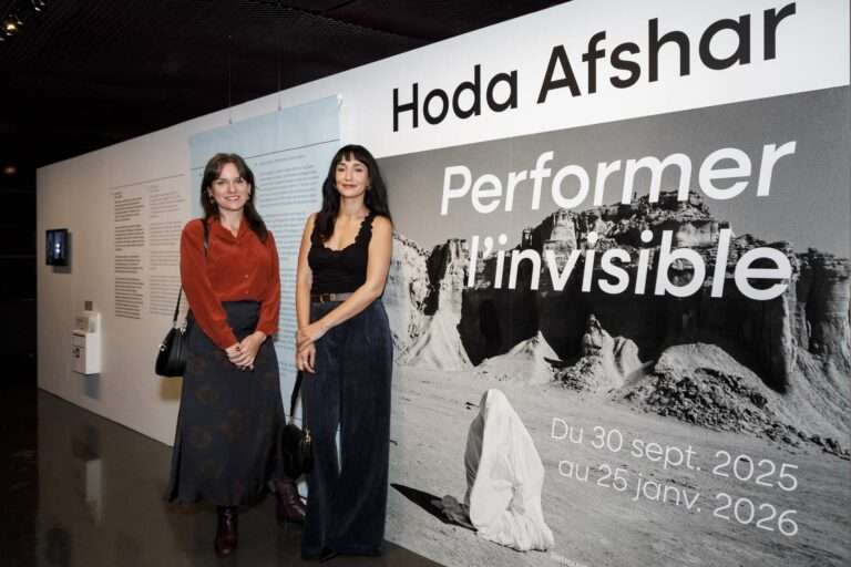 Interview Annabelle Lacour, Responsable des collections photographiques du musée du Quai Branly, commissaire de l’exposition « Hoda Afshar Perfomer l’invisible ».